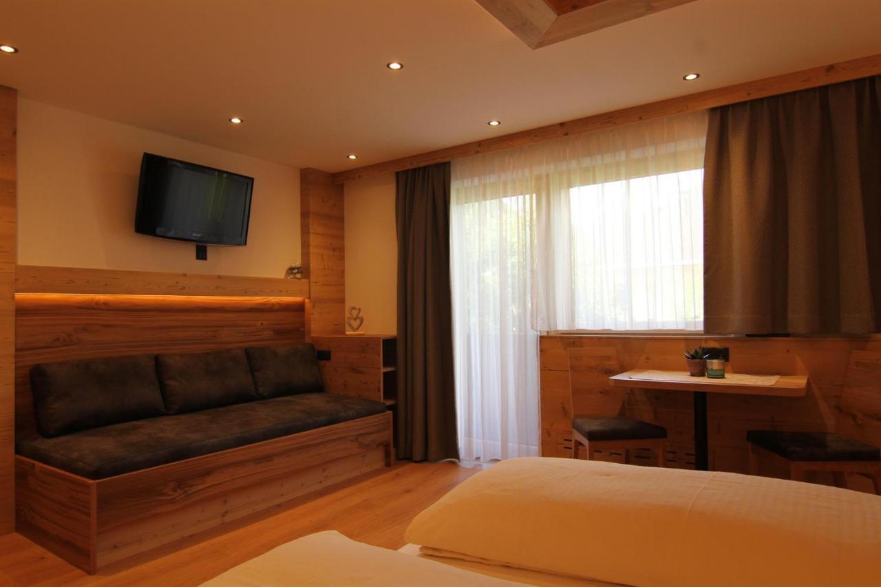 Gaestehaus Bliem Mayrhofen Ngoại thất bức ảnh