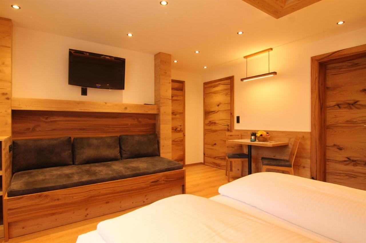 Gaestehaus Bliem Mayrhofen Ngoại thất bức ảnh